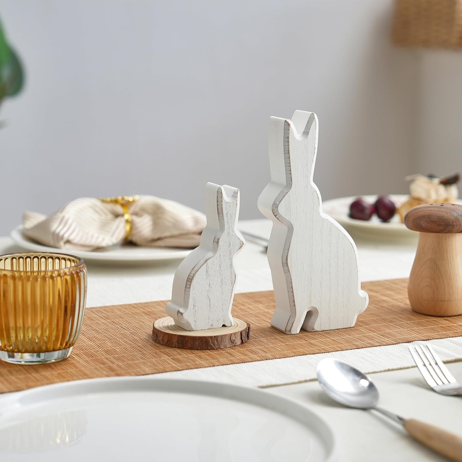 FESTGLOX Vintage Wooden Bunny Figurines Set of 2, Distressed White Easter Bunny