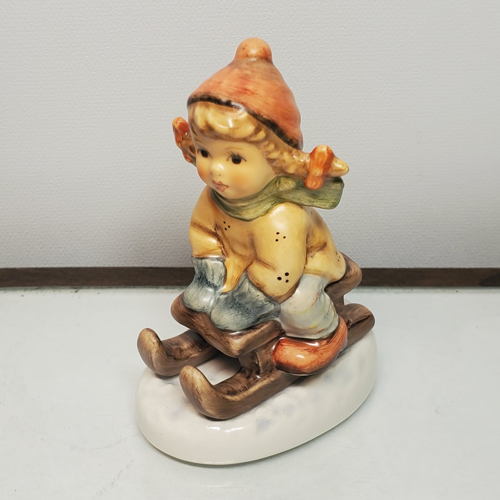 Vtg 2005 Hummel figurine Sleigh Ride No.2236 – 3.25 in. Hard To Find! Great Shap