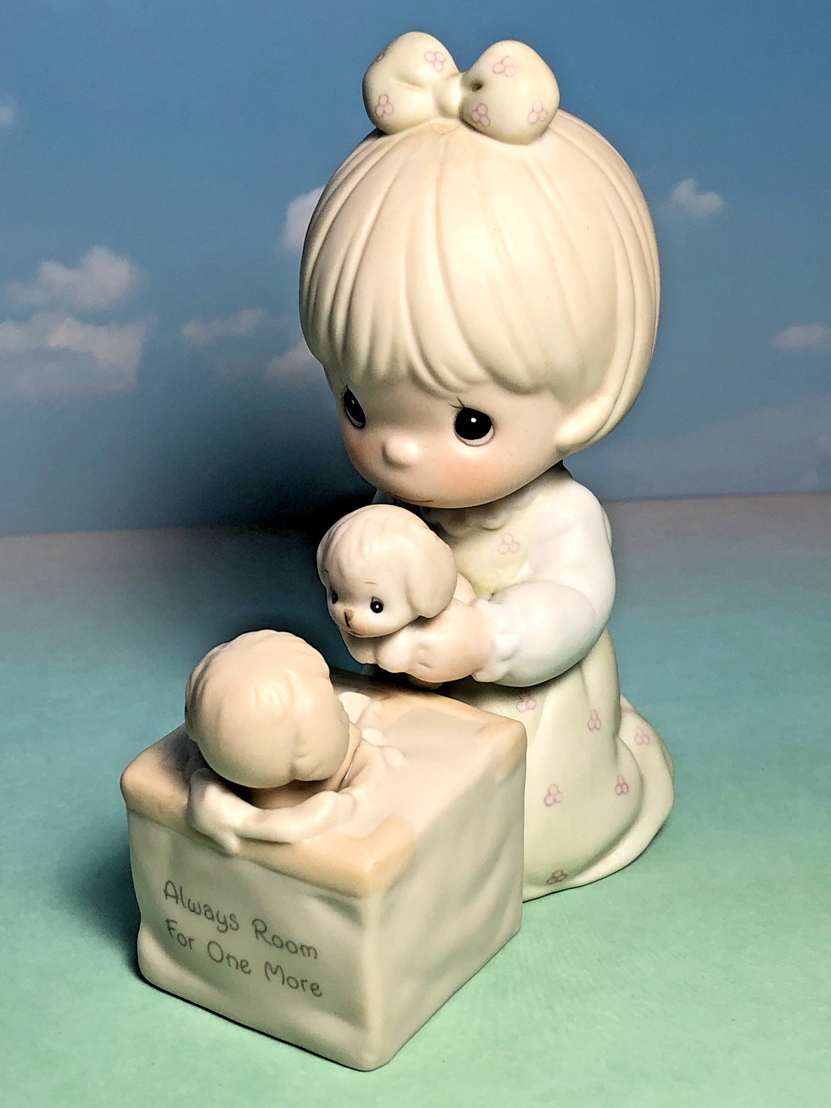 Precious Moments ALWAYS ROOM FOR ONE MORE Girl Dogs Figurine Boxed C0009