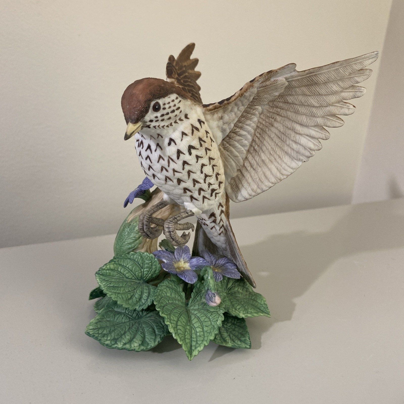 Vintage Garden Bird Figurine Lenox 1995 Wood Thrush Taiwan Fine Porcelain