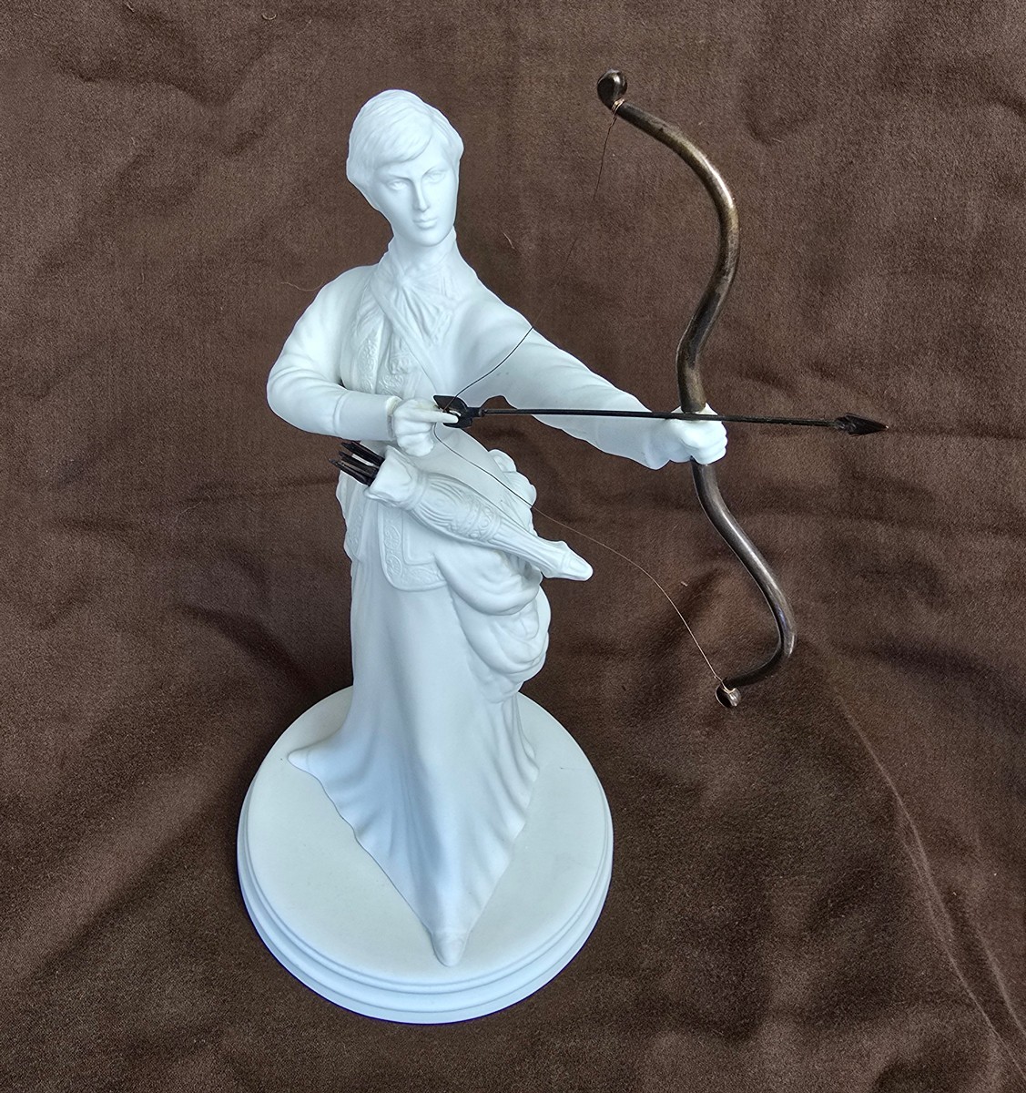 9.5″ Vintage Boehm Victorian Lady The Archer Figurine Ltd. Ed. USA c.1970s–1980s