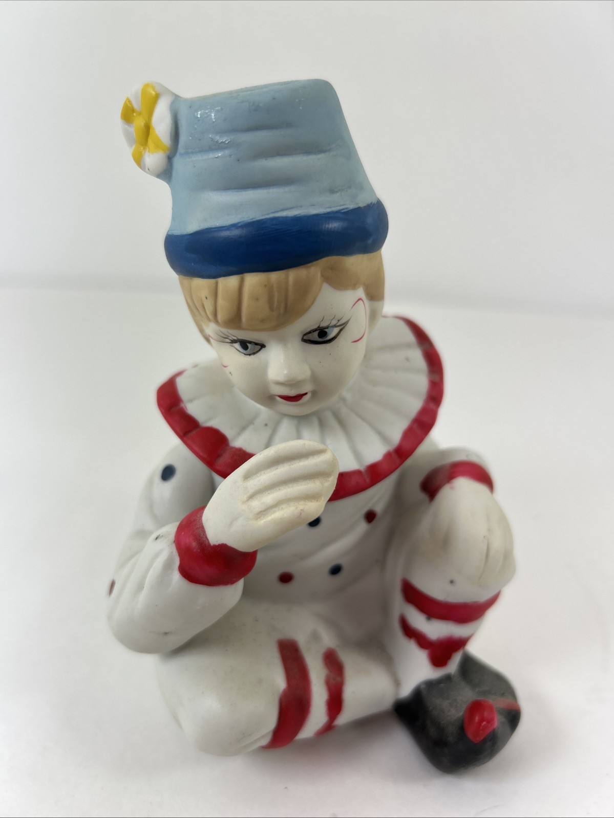Art Mark Sitting Clown Porcelain Figurine Vintage Taiwan 5.25 in Hand Painted