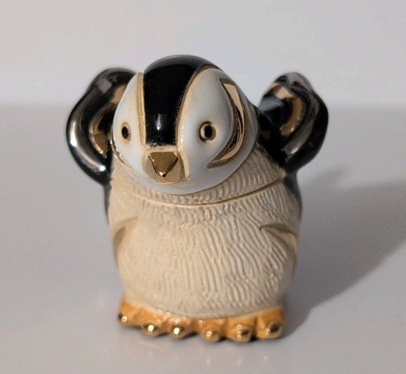 De Rosa Rinconada Rinca Babies Baby Penguin Hand Painted Figurine 24k