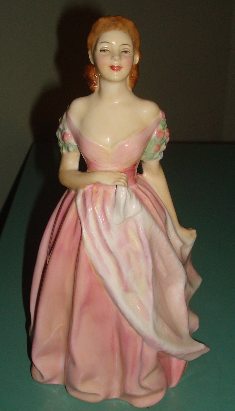 Royal Doulton Jacqueline HN 2001 — 7 3/8″