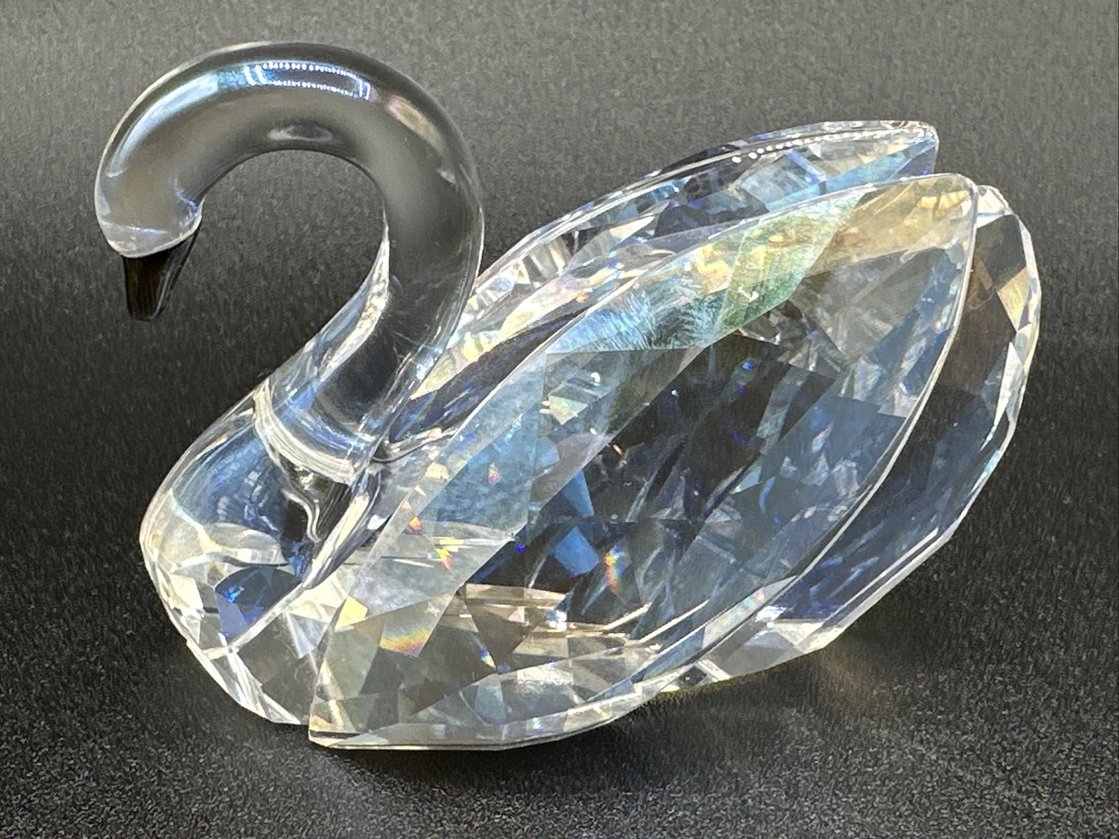 Swarovski Swan Clear Crystal w/ Black Colored Beak Signed w/ Logo 2″ x 3″