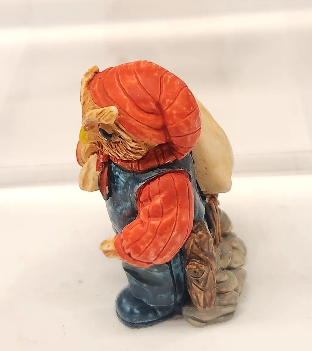 1991 JC OWL Mother Child DOCTOR GRANDMA Waiter CHEF Banker People Figurine