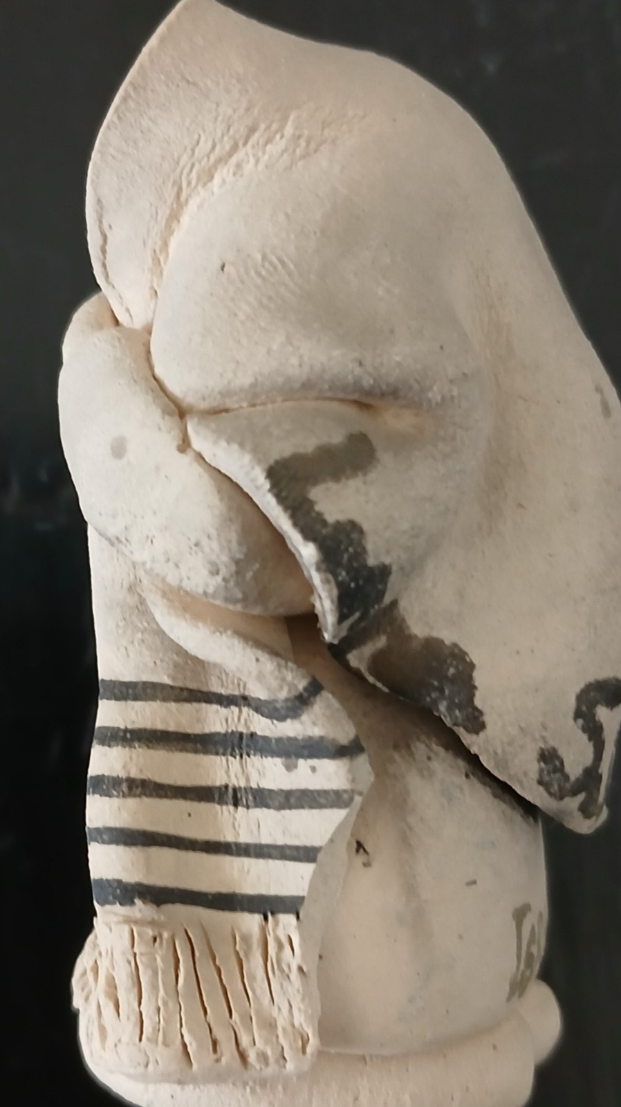Signed Lorna Sakalovsky Yom Kippur Clay Judaica Figurine 2.3″ Tall Vintage