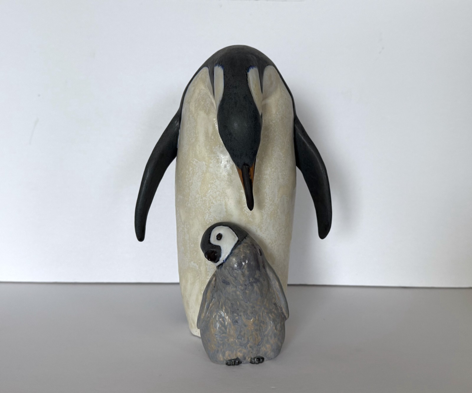 Large Lladro Figurine “Penguin Love” Gres Finish #2519 Retired With Box