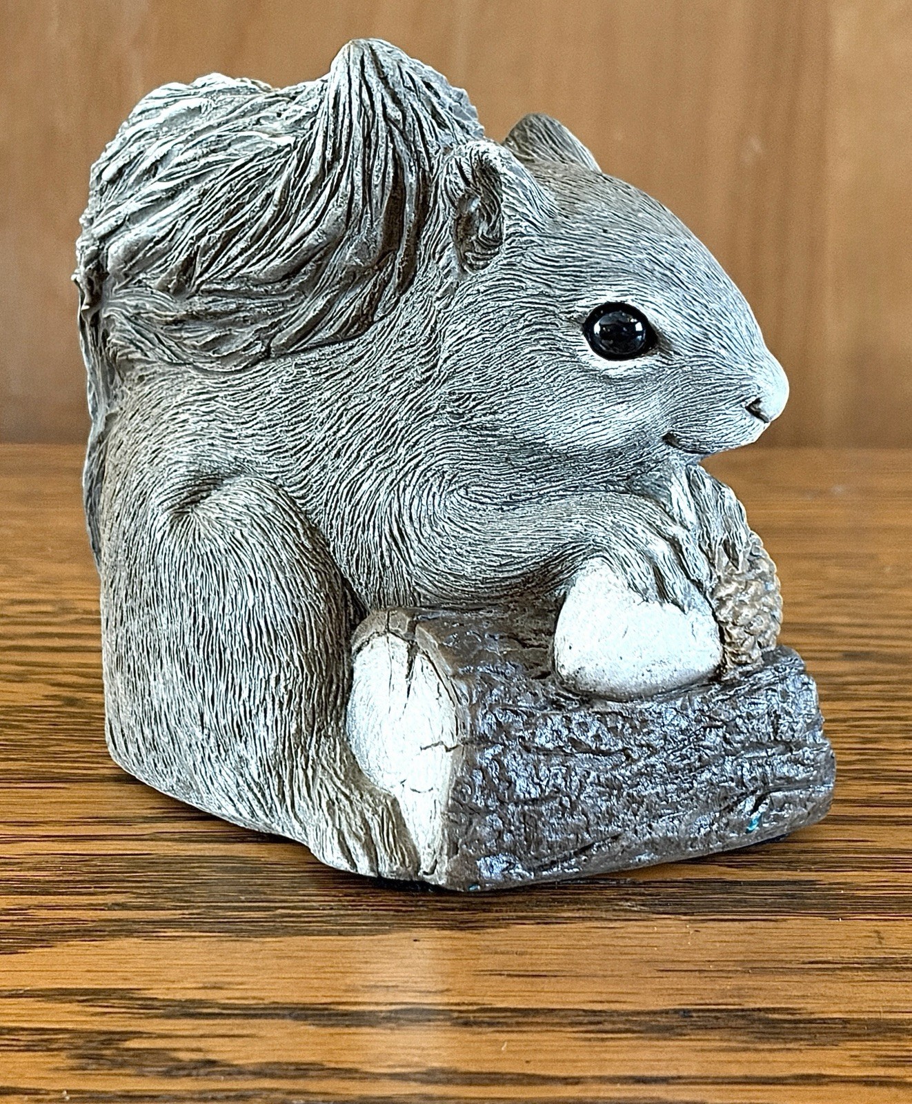 Vintage Gray Squirrel Statue by Sandra Brue Sandicast Charming Intricate Detail