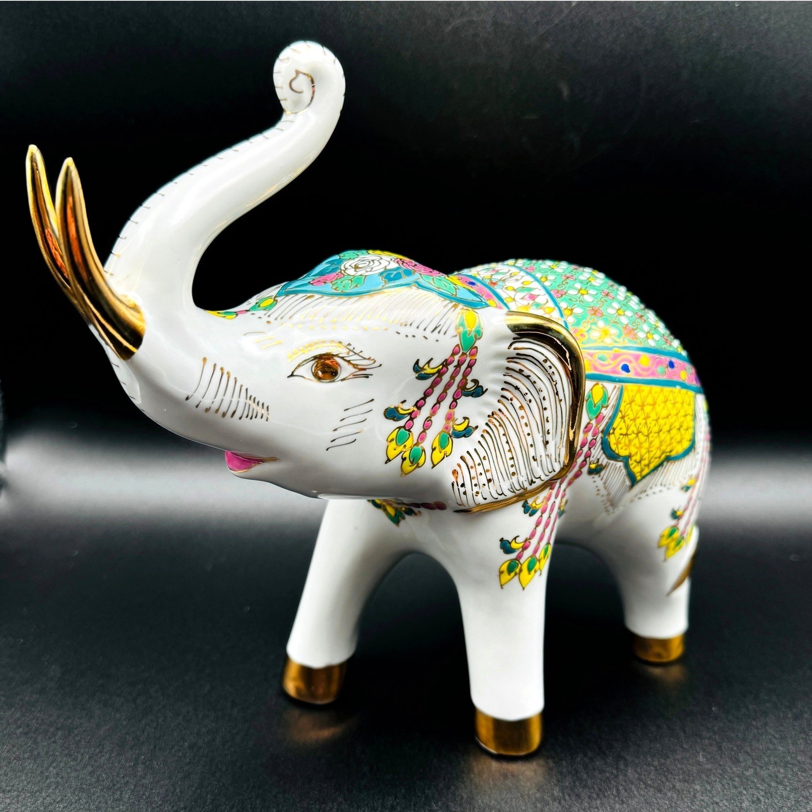 Hand Painted Thailand Porcelain Elephant CSD Commando Presentation Box Rare