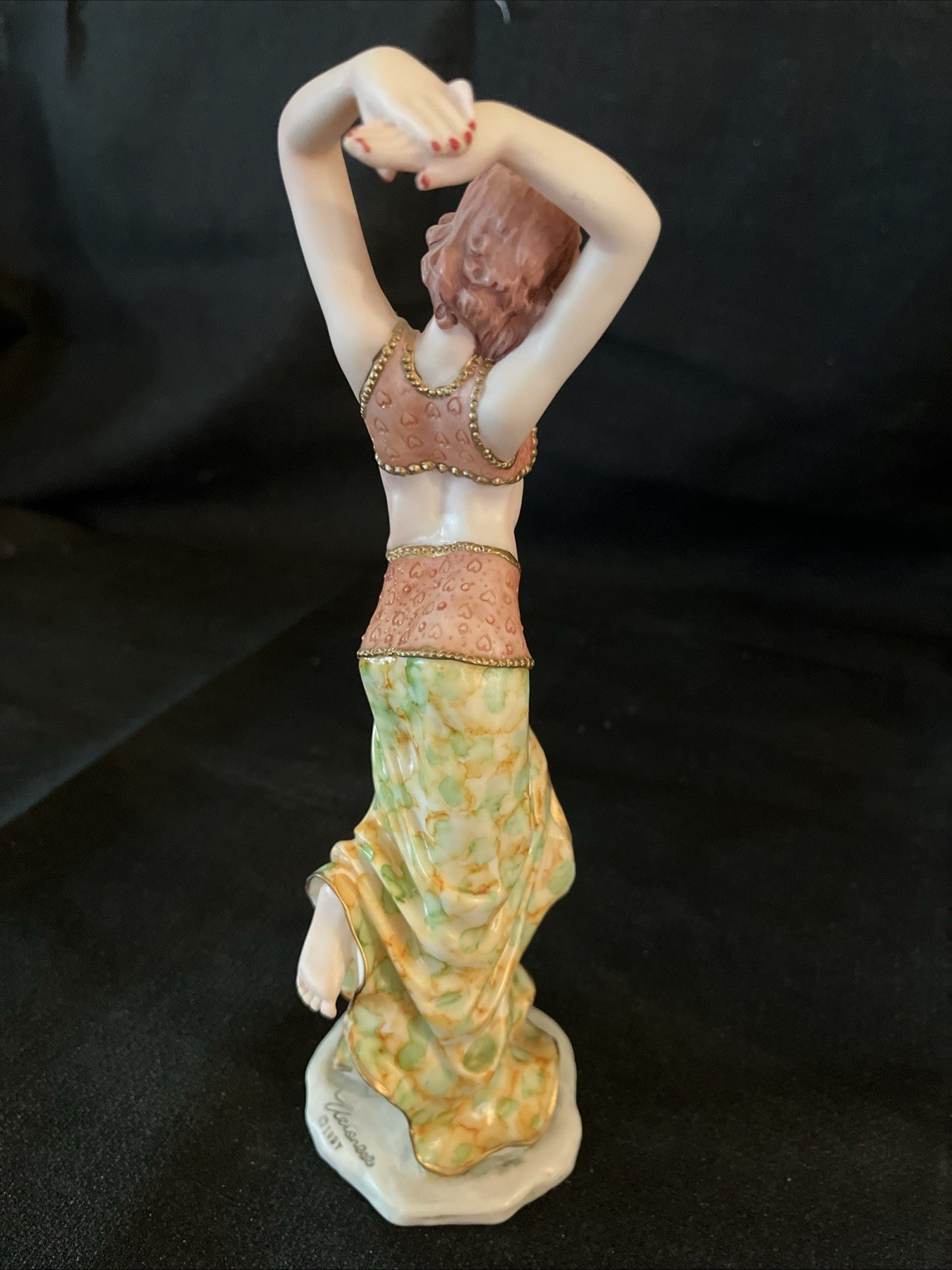 Veronese 1997 Belly Dancer Figurine. 9 1/2” tall. Hand Painted.