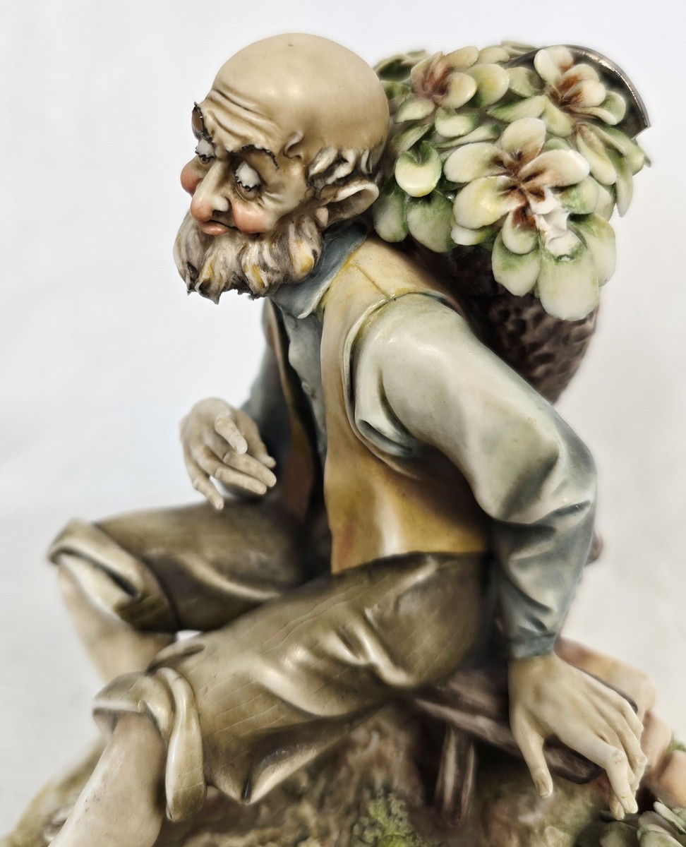6″ Rare Vintage Borsato Seated Man w/ Flower Basket Figurine Italy c.1970s-1980s