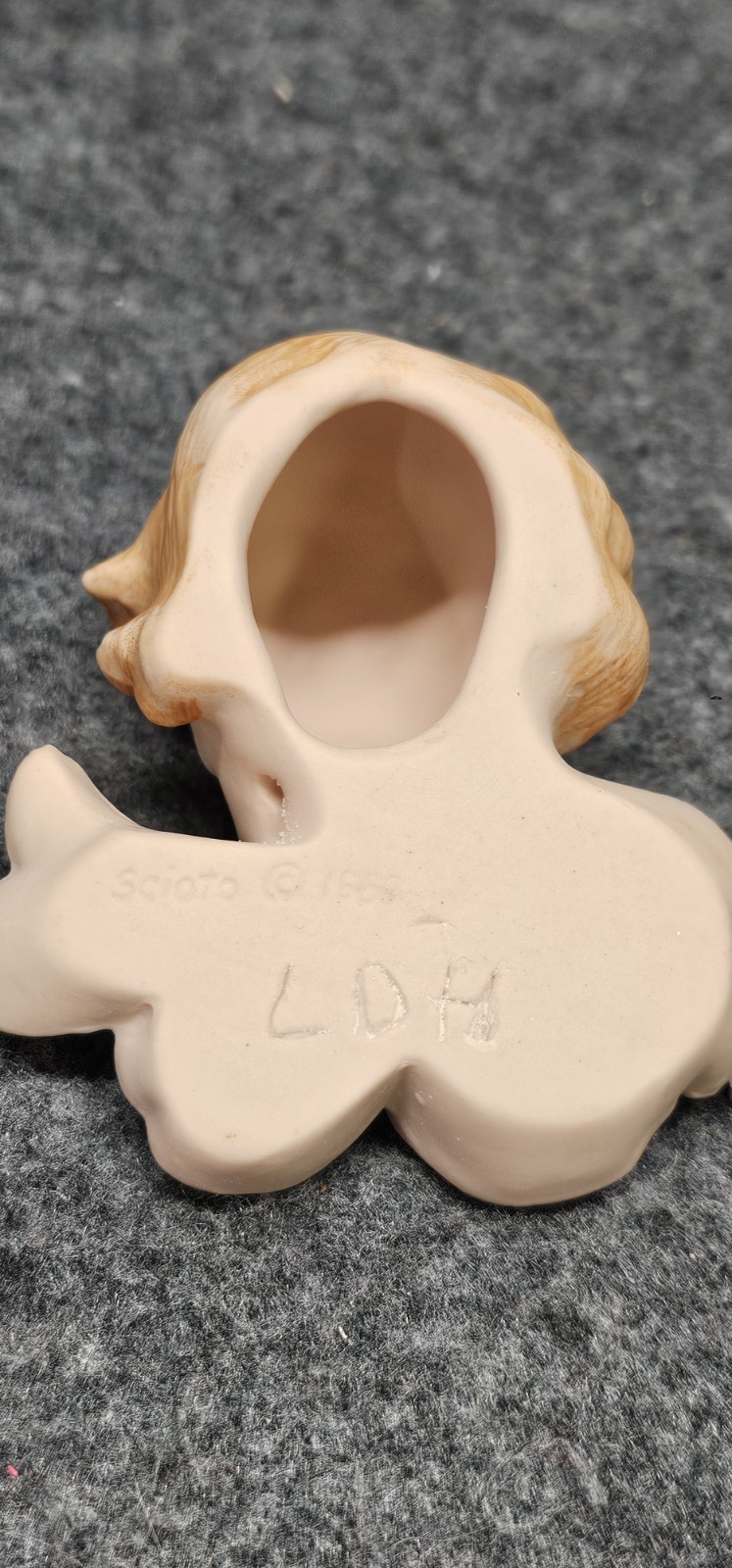 Vintage 1987 Scioto Ceramic Angel Cherub Wall Hangings Set Of 2 Sleepy Babies