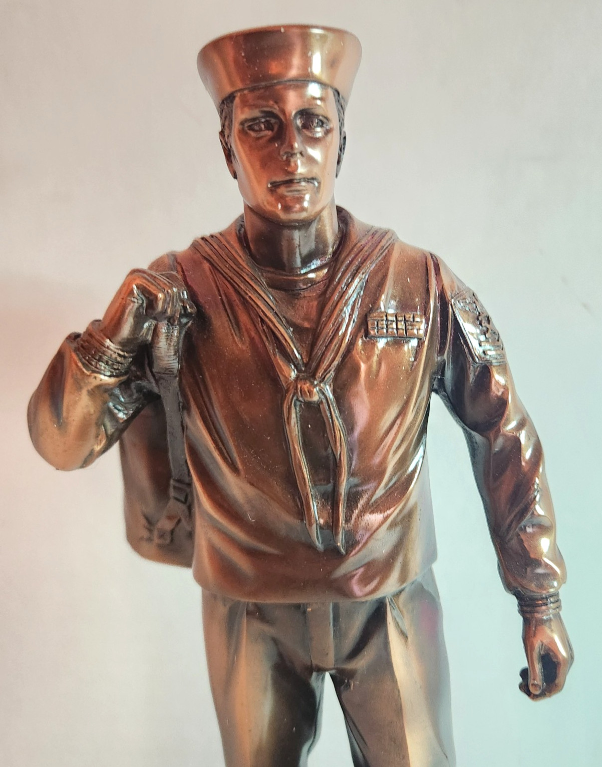 Patriotic Men Of Duty Homecoming Decorated Navy Sailor In Uniform Statue ~11.5″H