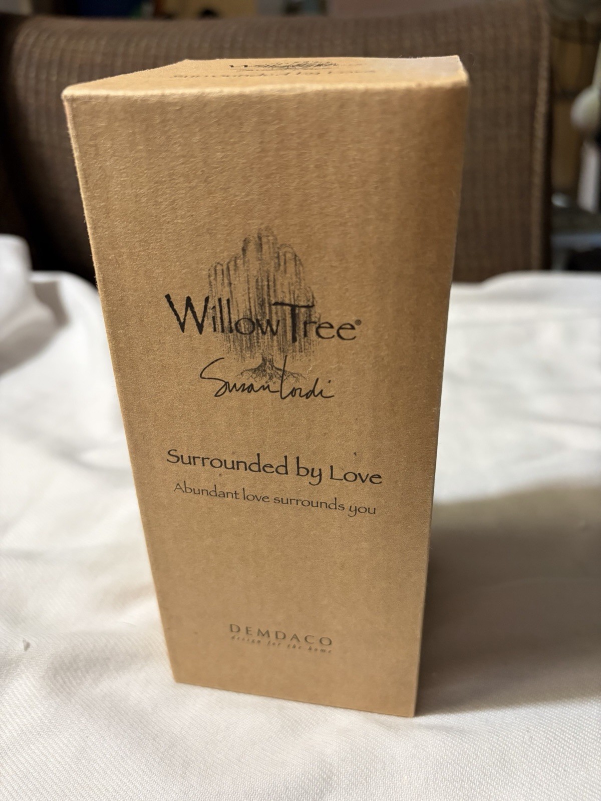 Willow Tree “Surrounded by Love” Angel Figurine Susan Lordi Demdaco- With Box