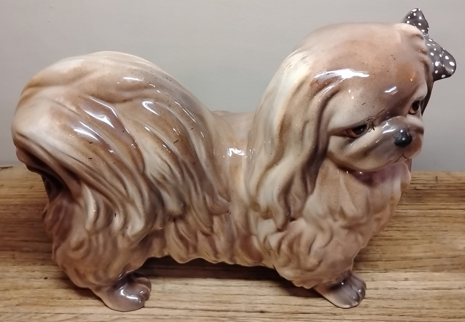 Vintage Pekingese Lifesize Pup 12.75″L x 10.5″T Ceramic Mold Crestomold inc 1976