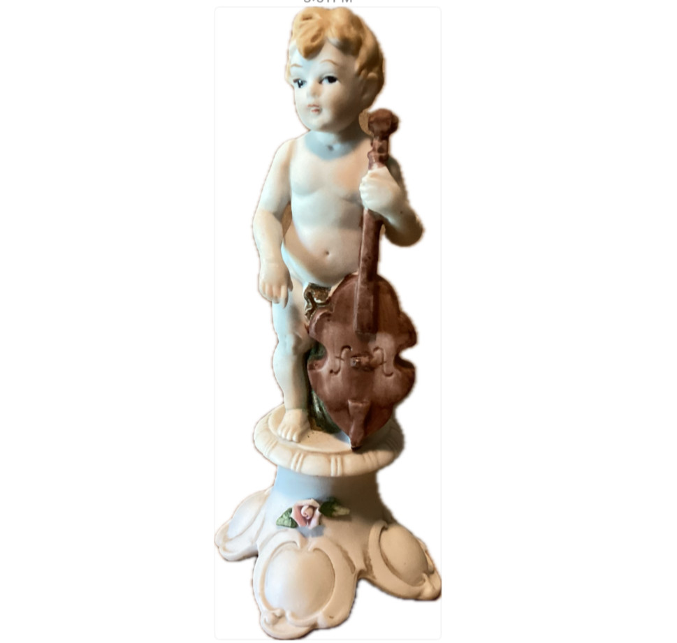 VINTAGE CHERUB FIGURINE PORCELAIN WITH MUSICAL INSTRUMENT 6.25”