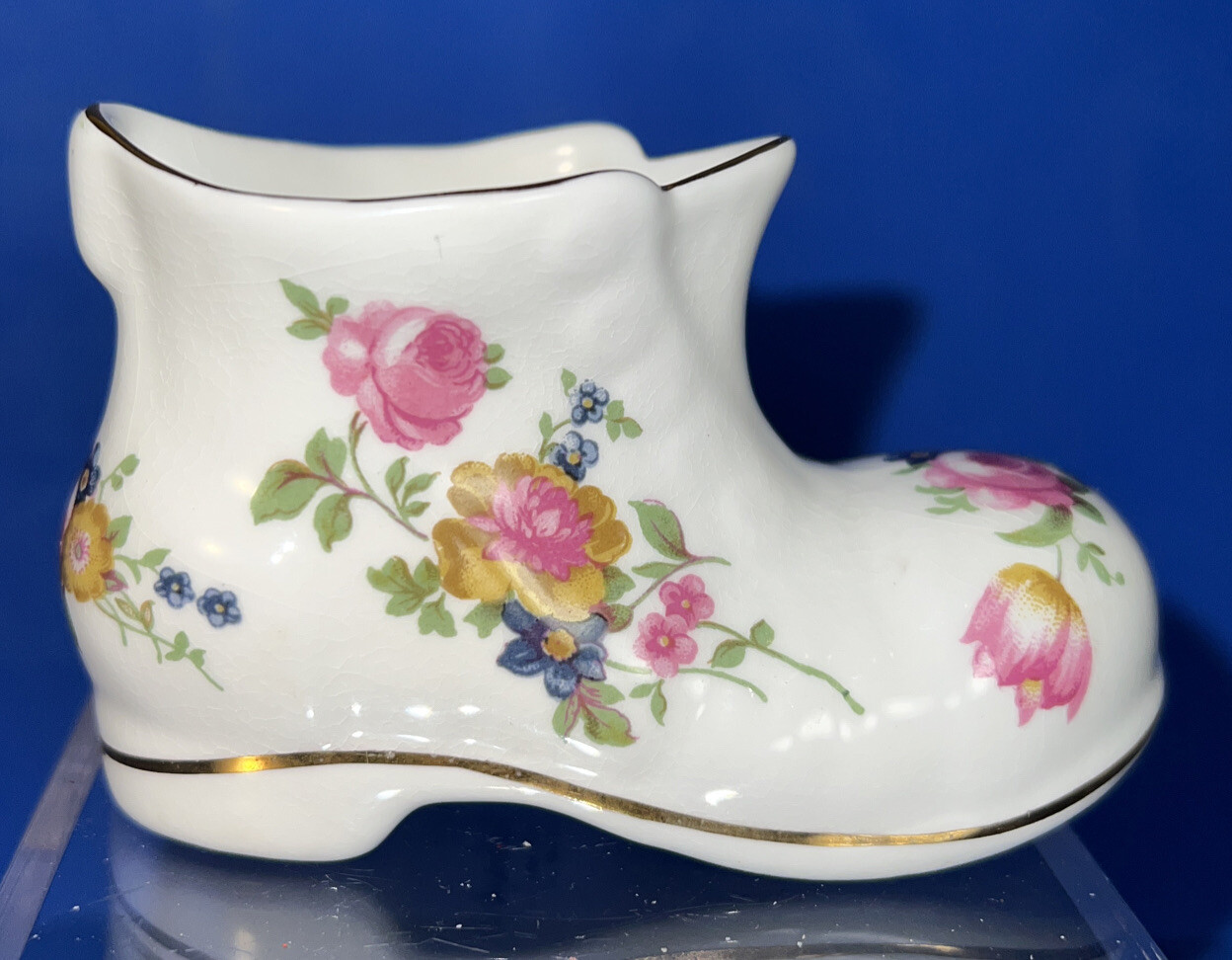 HEALACRAFT MINATURE FINE BONE CHINA FLORAL BOOT HAND PAINTED MADE IN ENGLAND