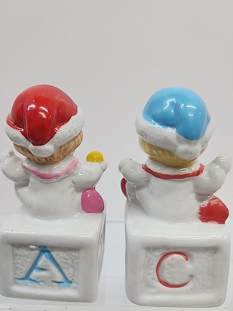 Vintage Ceramic Baby Clown Ceramic ABC Blocks Figurine Taiwan 3.5″ Blue Red Pink