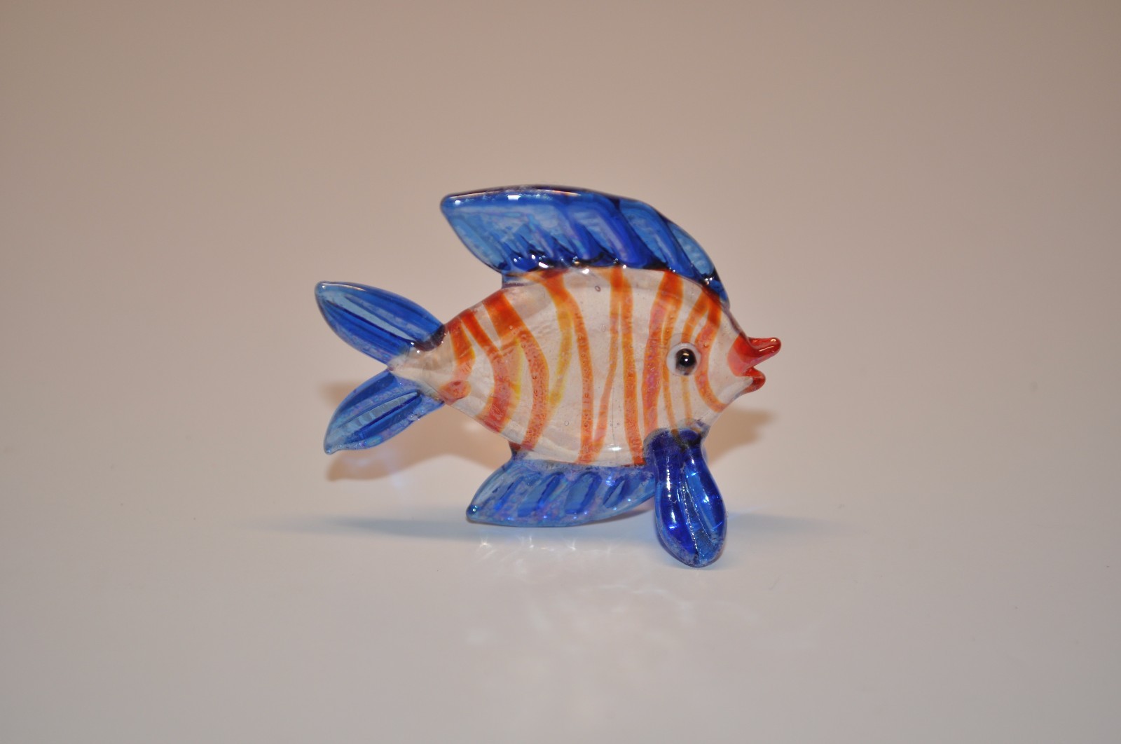 RUSS Clearly Beautiful Blue Striped Tropical Glass Fish Figurine Free Shipping