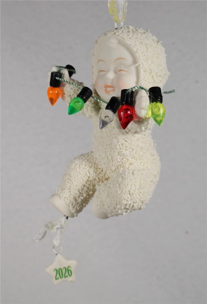 Snowbabies Dept 56 – ALL LIT UP 2026 ORNAMENT – New in Box – 6018125