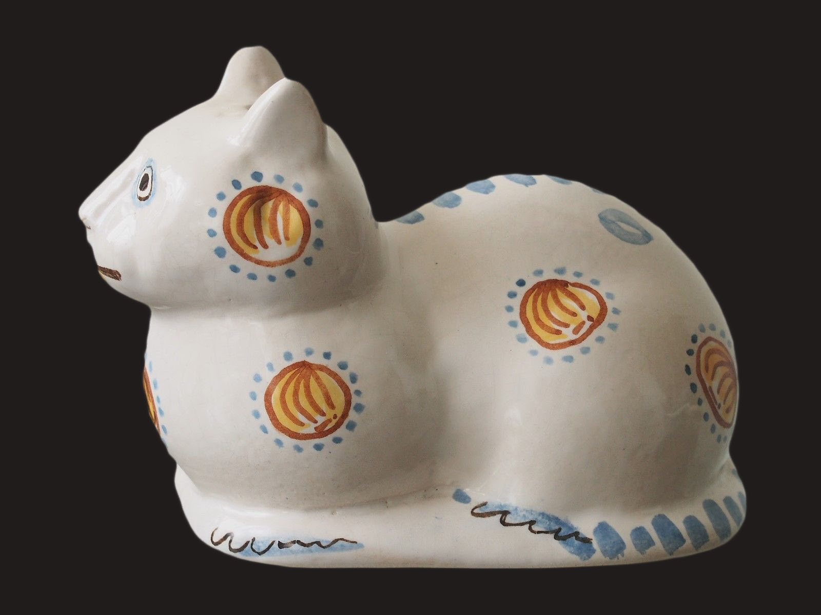 Metropolitan Museum Of ART MMA Vintage Ceramic Hand Painted Cat Figurine