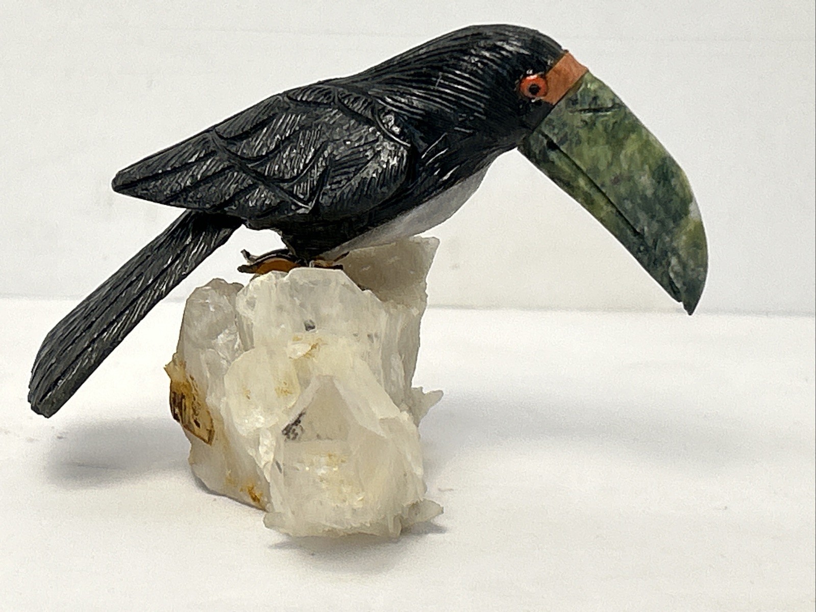 Toucan Hand Carved Gemstone Figurine Rock/Crystal Base 2.5” Tall Unique Vintage