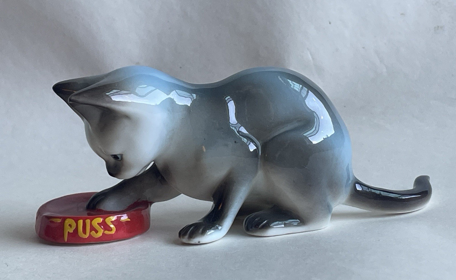 Cats Of Character “All Gone” Fine Bone China Figurine by Danbury Mint NICE!