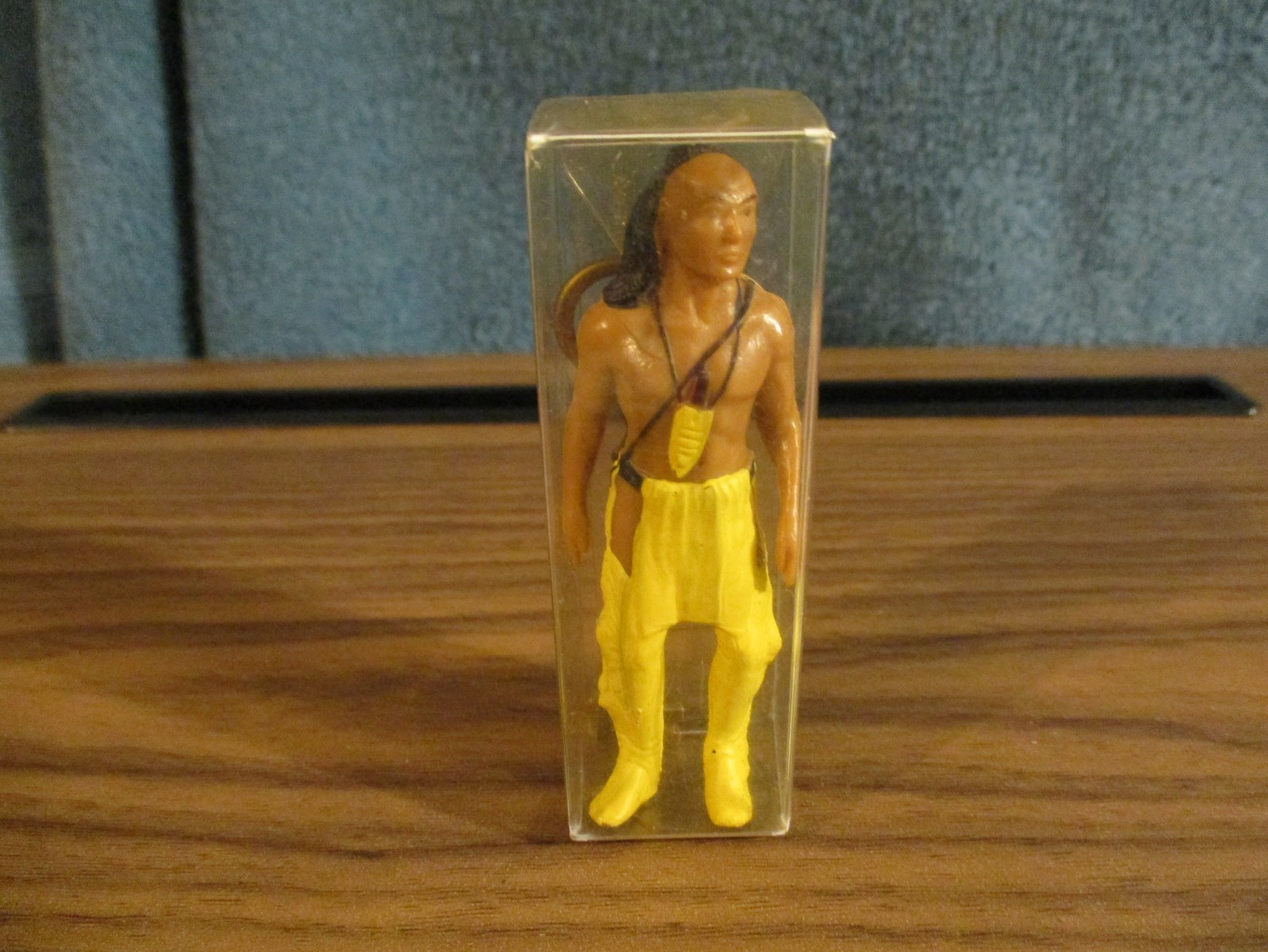 Little Bear Figure & Key From The Indian In The Cupboard With Box 1995