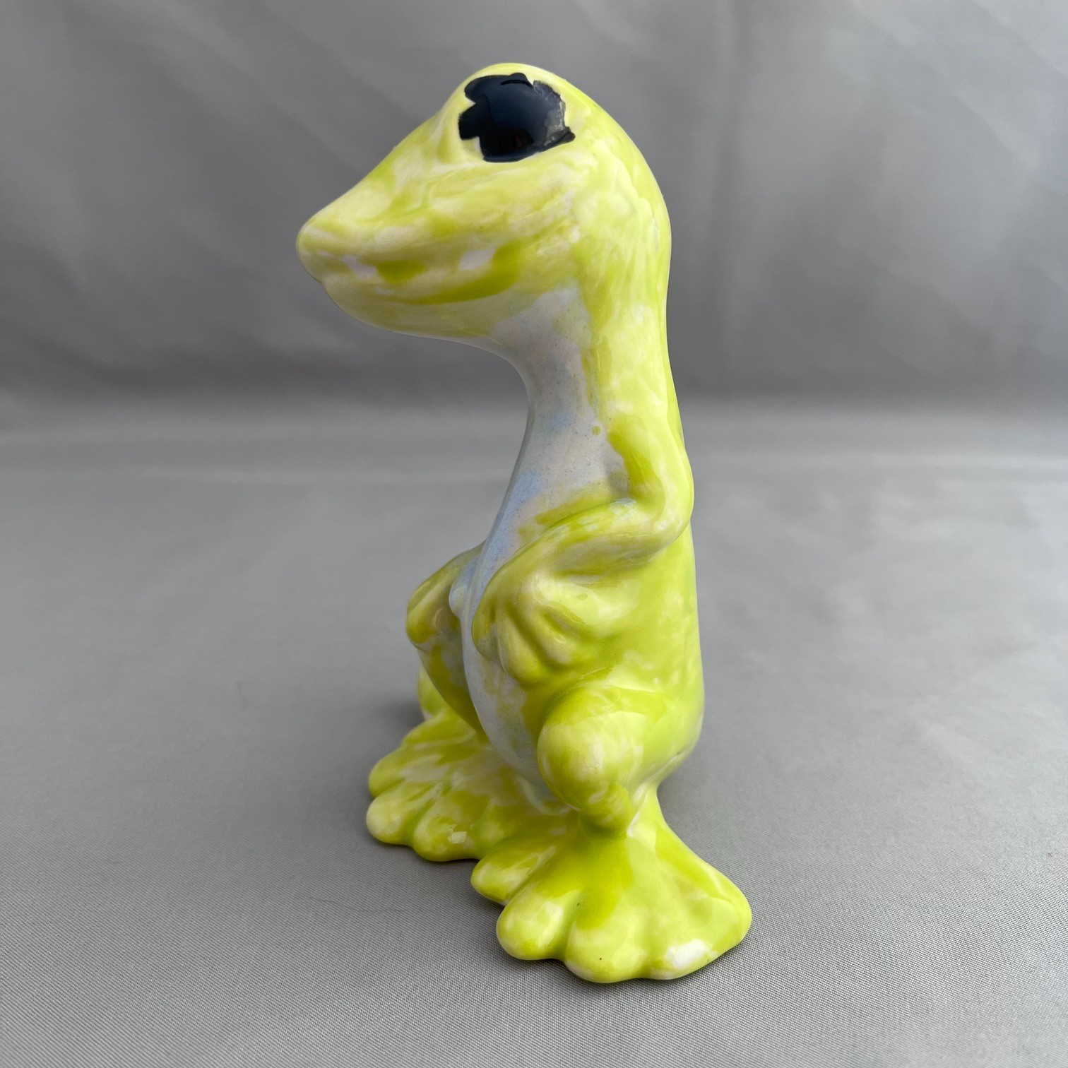 Gecko Animal Hand Painted Ceramic Character Figurine Lime Green Blue 5in Signed