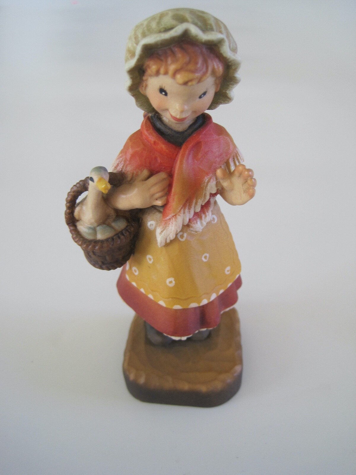 ANRI Italy Wood Carving GIRL W/GOOSE In Basket Approx. 4 1/8″ EUC