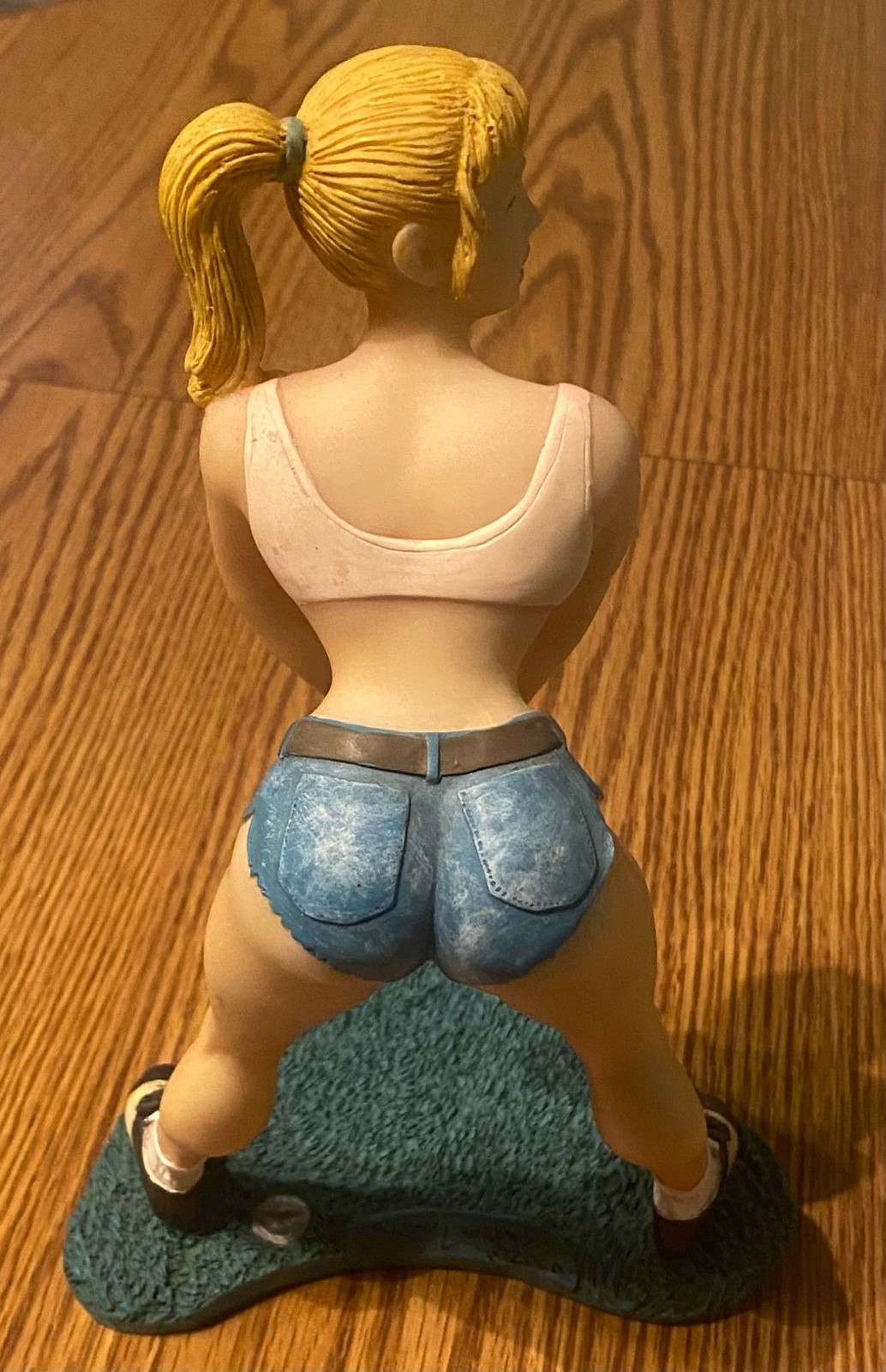 SIMON LAURENS 2000 Sexy Pinup Golf Statue Figurine Collectible
