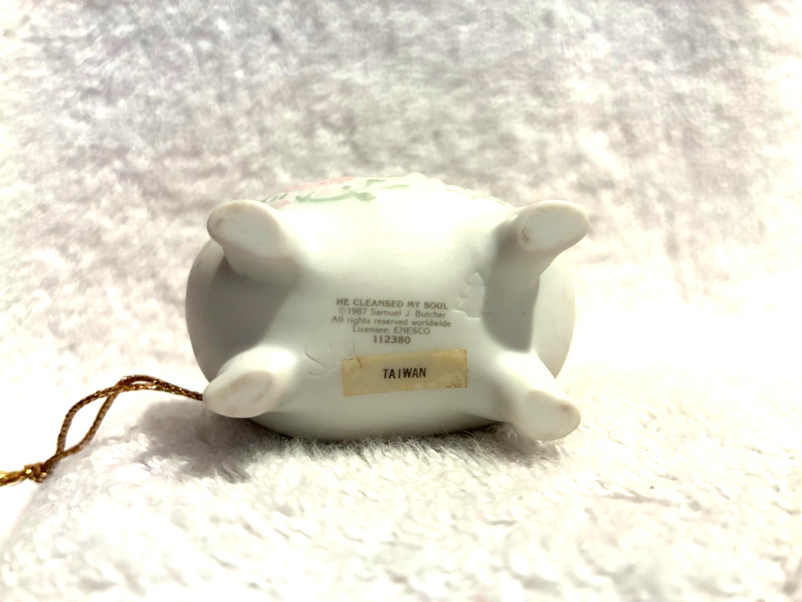 Precious Moments Girl In Tub He Cleansed My Soul Ornament 1987 2 3/4″ T x2 1/2″