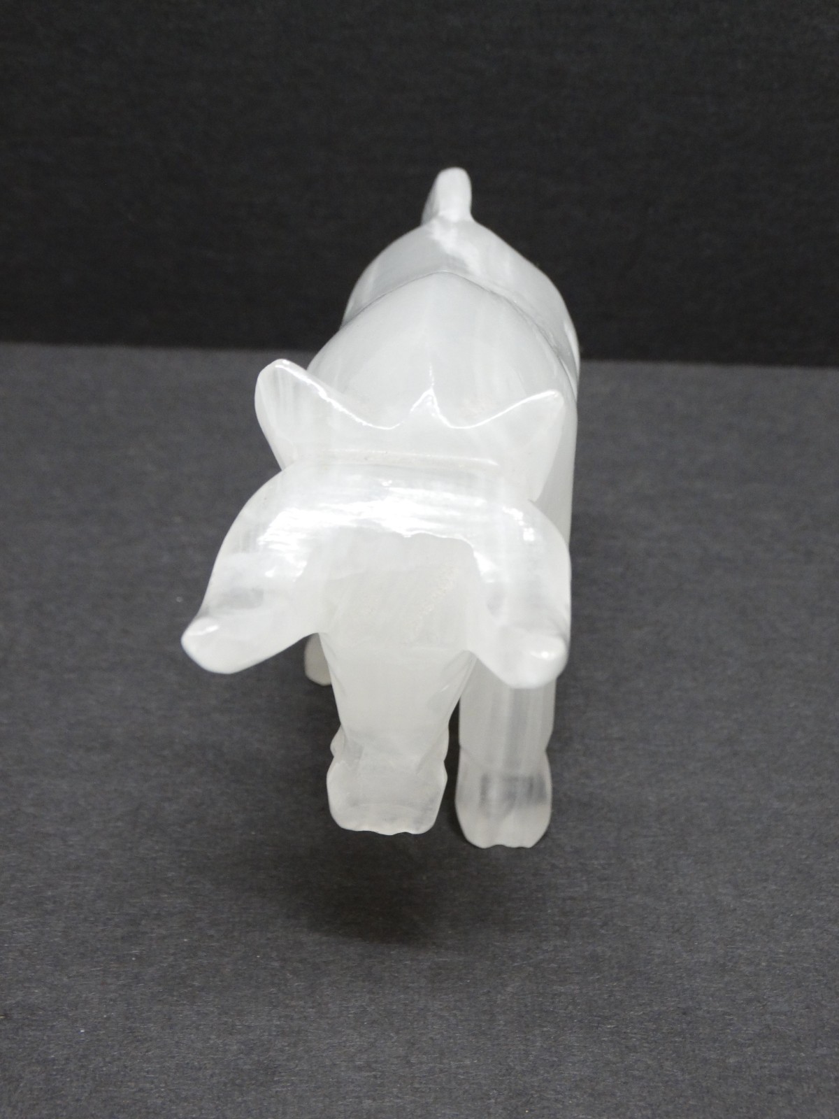 Vtg Hand Carved Stone Marble White Onyx Charging Matador Bull Statue Figurine