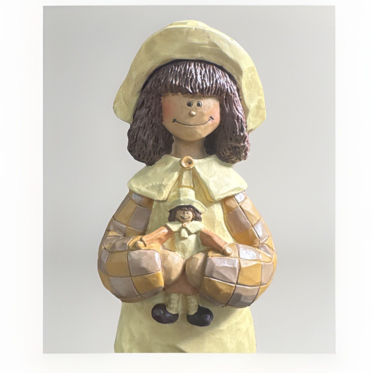 Blossom Bucket Suzi Skoglund 8″ Pilgrim Girl Figurine Holding Doll Signed 2004