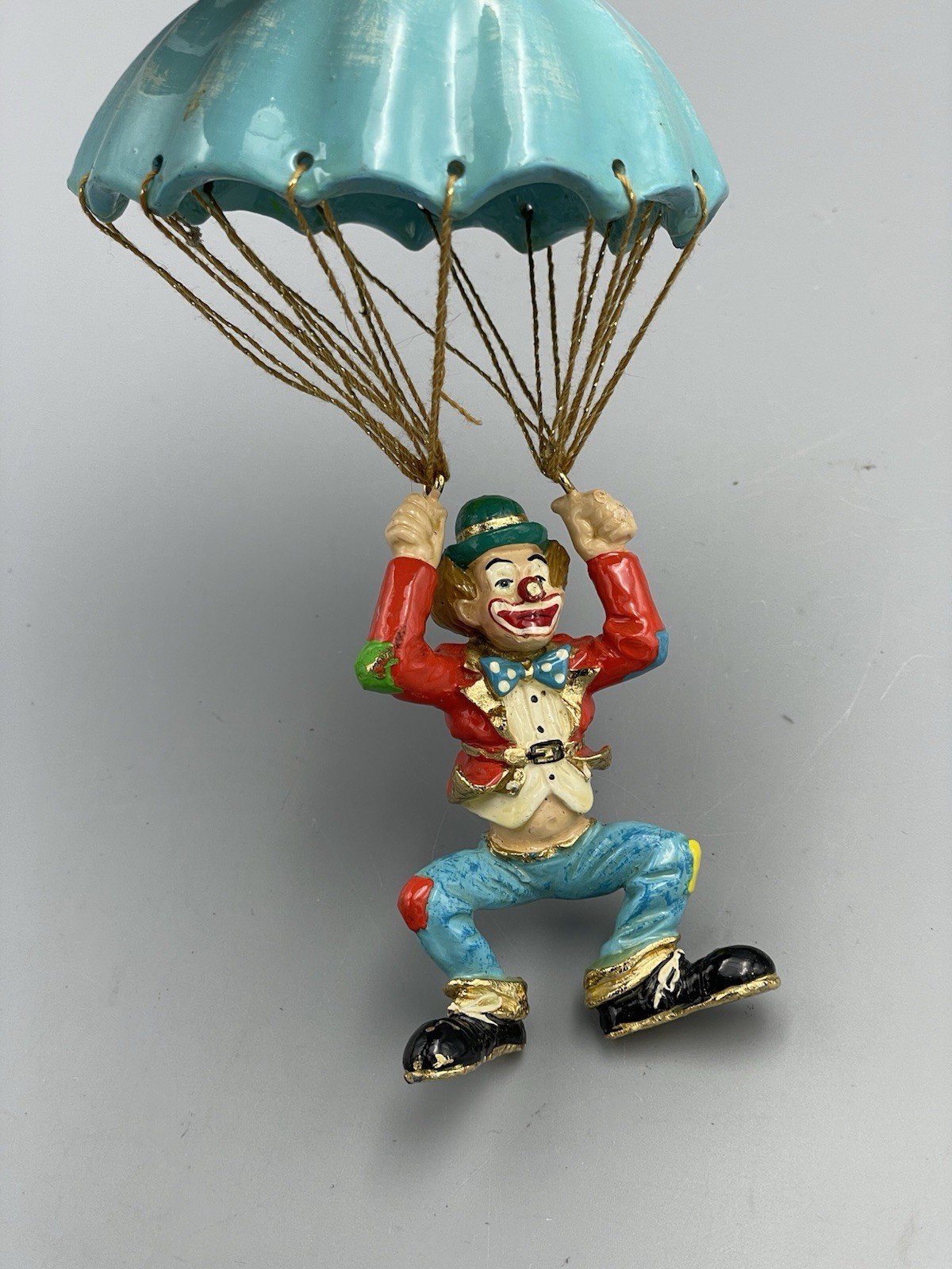 Ron Lee Burbank CA World of Clowns art Clown Parachuting style L 304 – NO BASE