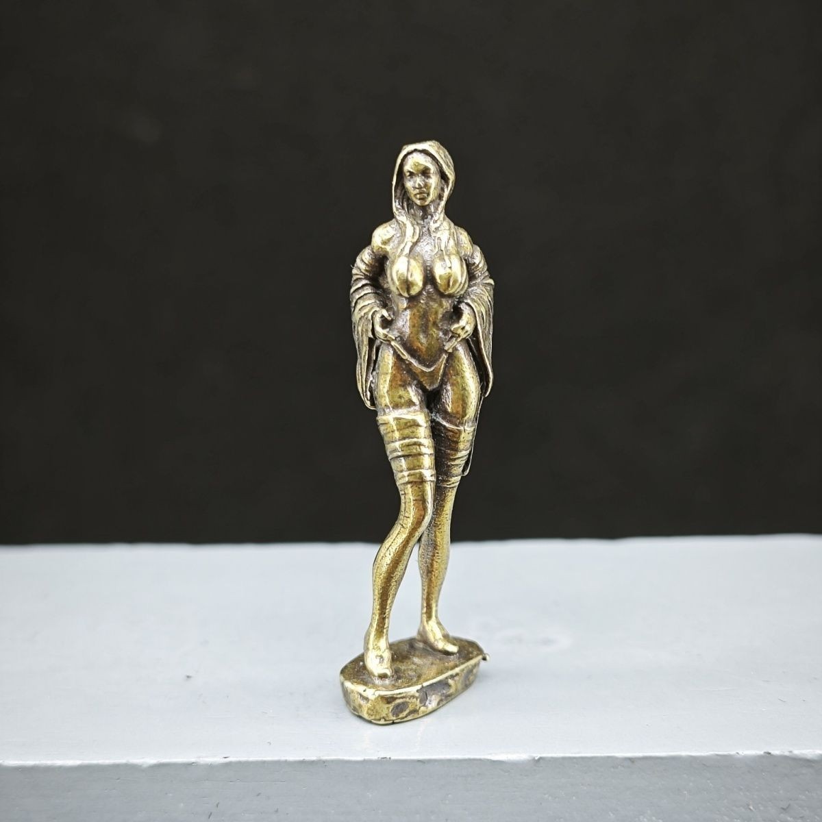 37mm Vintage Brass Sexy Plump Woman Sculpture Statue Exotic Decorative Ornament