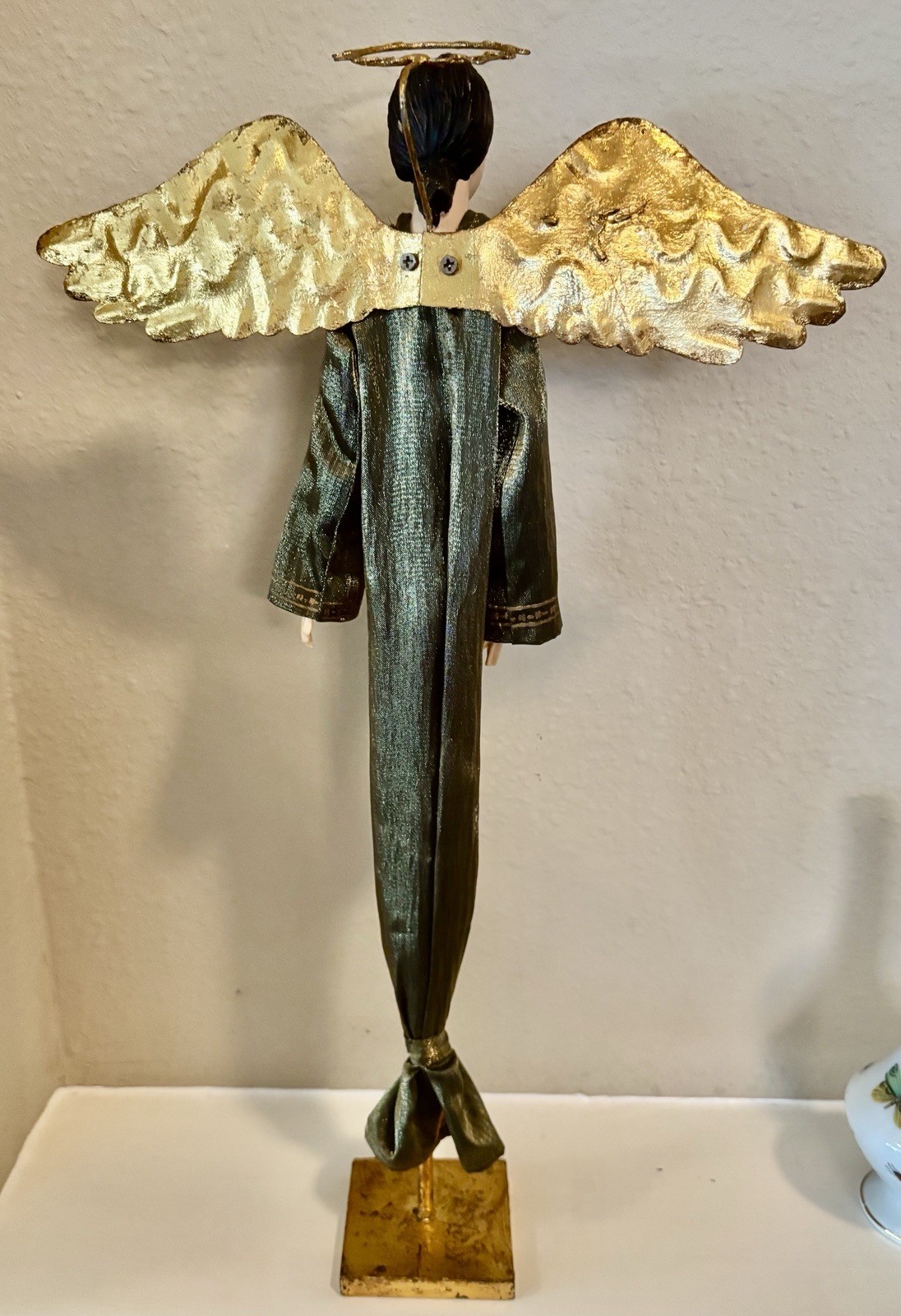 VTG Winged Angel w/Halo HeavenlySpiritual Religious Messenger of God Comfort Art