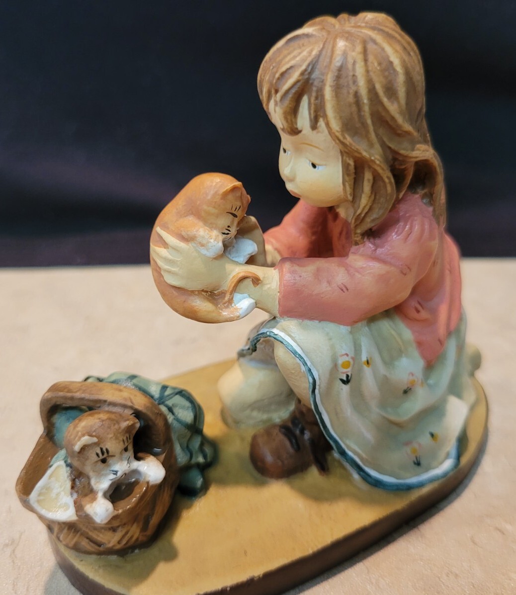 Dolfi By Autom LISI ‘Nap Time’ Girl With Kittens Figurine