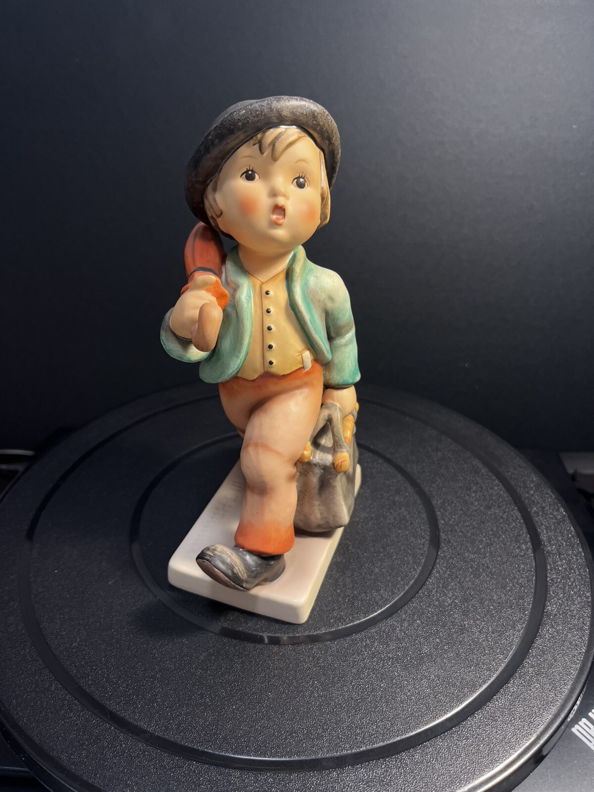 Merry Wanderer (Hum 7/I) Hummel Goebel porcelain figurine TMK 5 ; 7-8”
