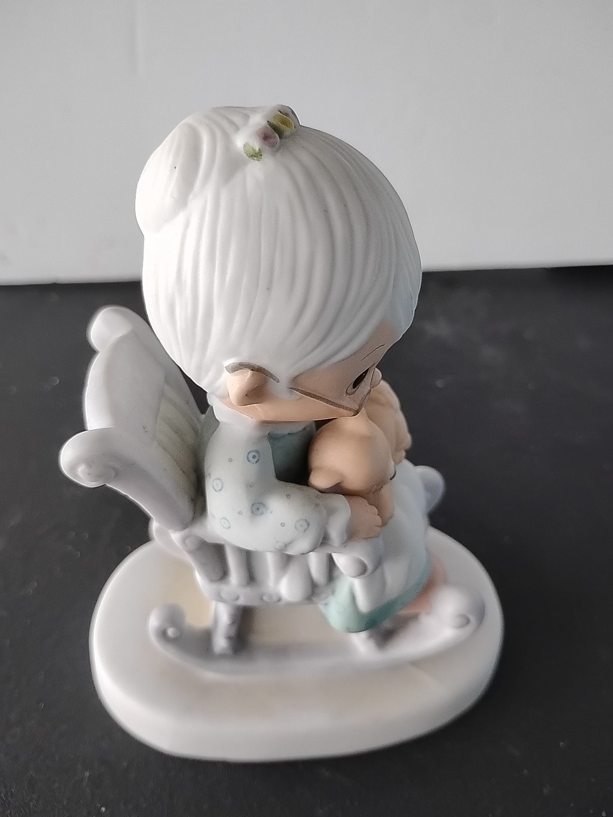 Precious Moments The Purr-Fect Grandma w/Lap Cat Figurine 5″ Tall 1979 E-3109