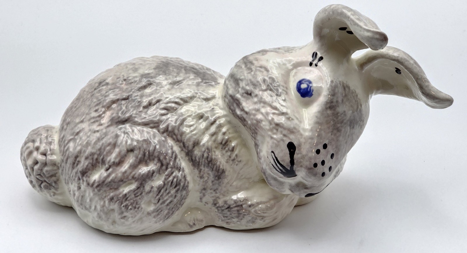 Vtg Ceramic Easter Bunny Rabbit Shelf Sitter Gray/Pink, Blue Eyes Signed PT WADE