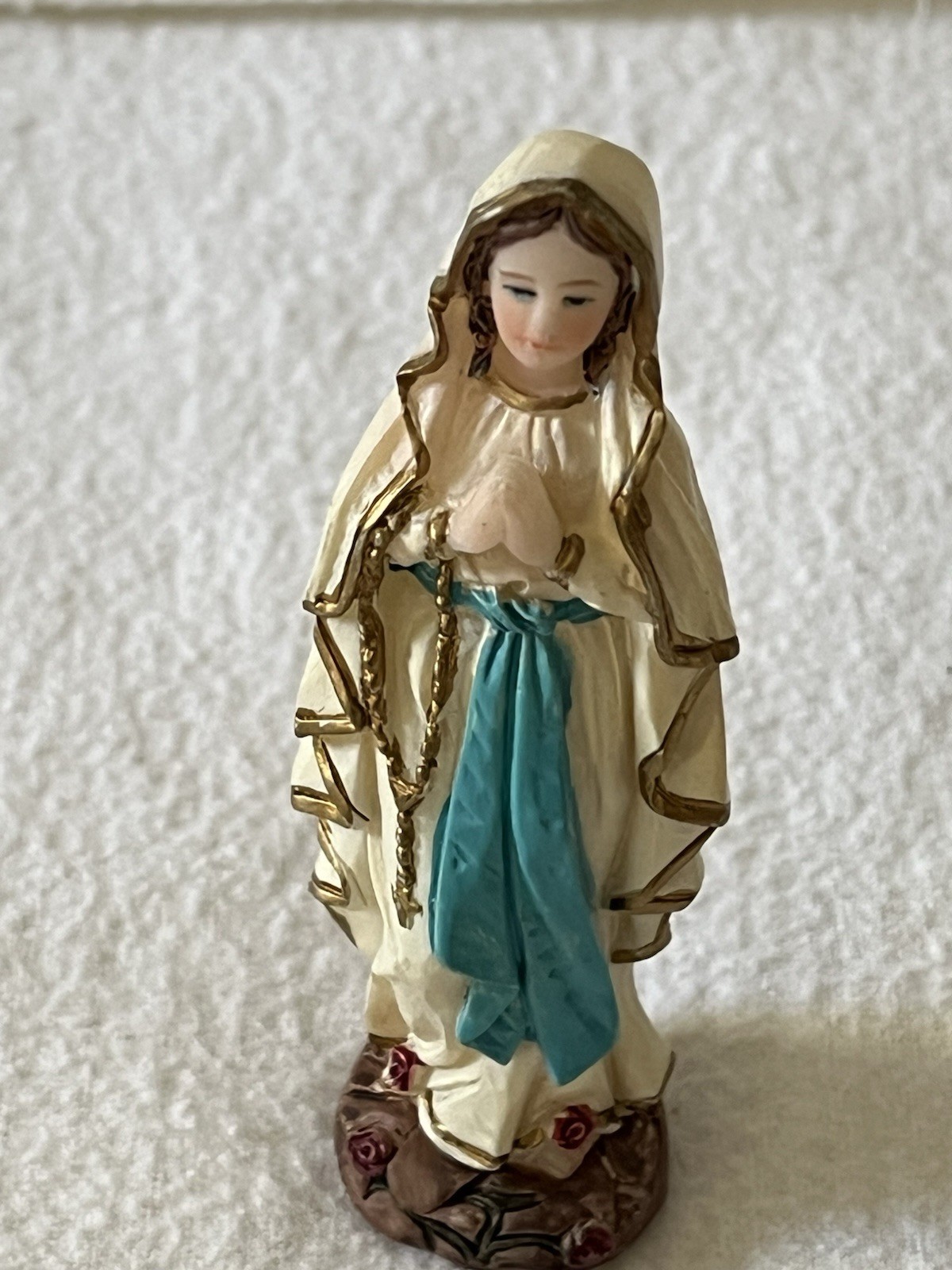 Unbranded Religious 3 Inch Figurine Good Condition No Box or Paperwork