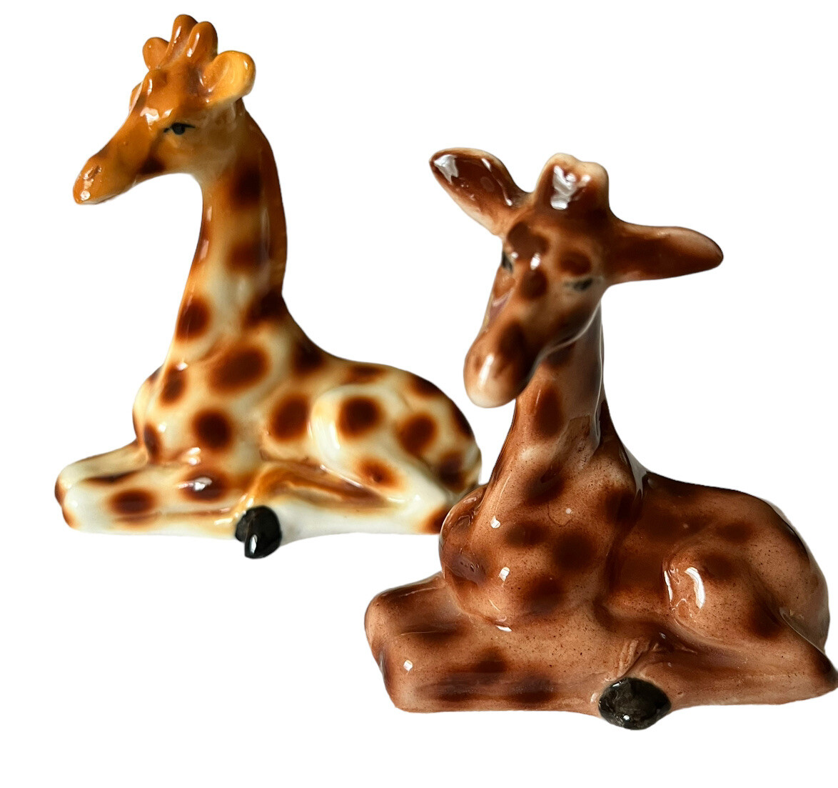 2 Vintage Bone China Giraffe Fine Quality Animal Figurines 3.75″ Safari Africa