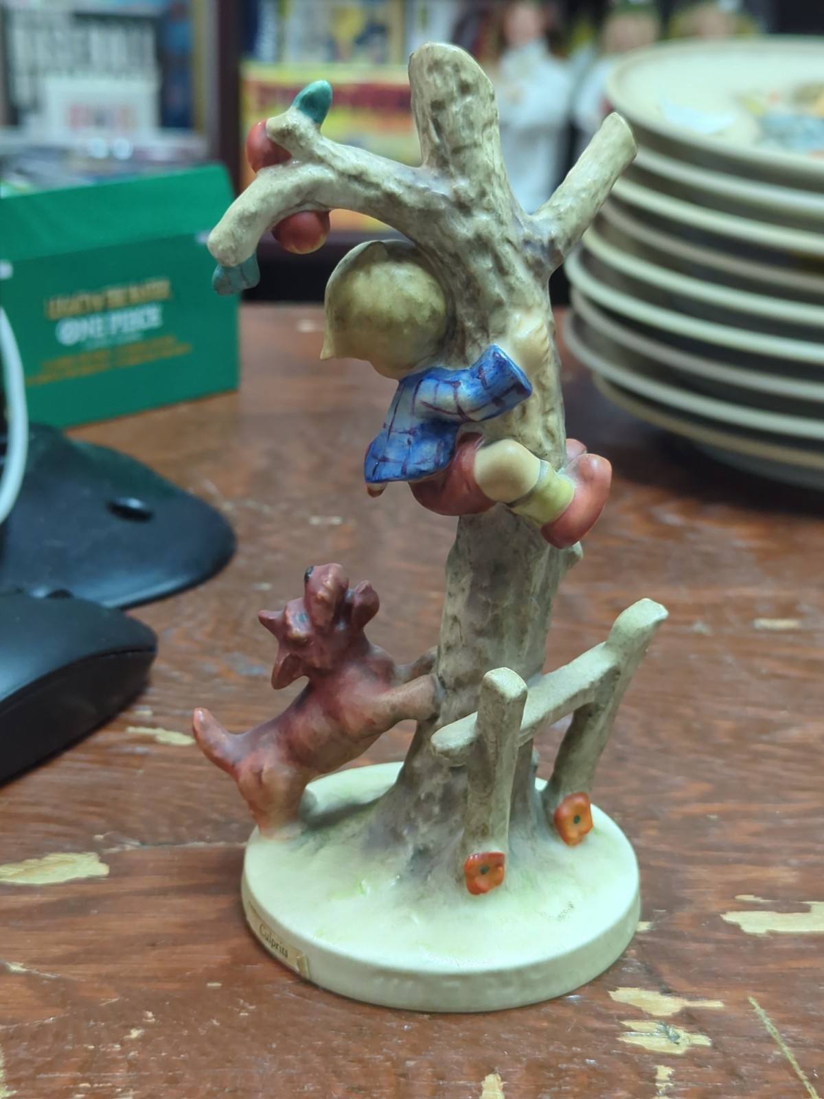 Goebel Hummel “Culprits” 56/A Apple-Tree Boy & Dog Figurine – See Picture