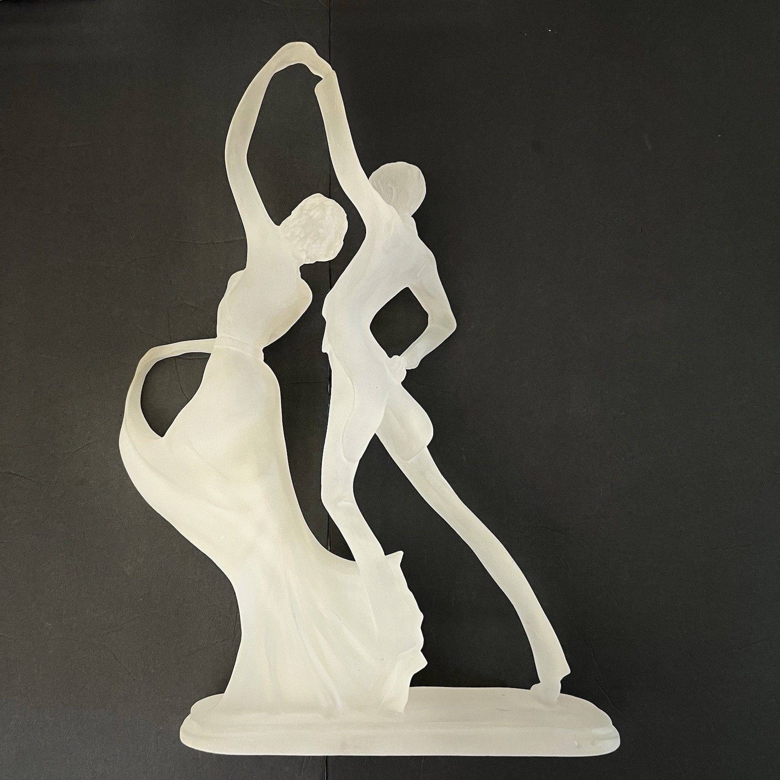 Art Deco 1920s Style Lucite Figurine Ballroom Dancers Frosted 17,5”