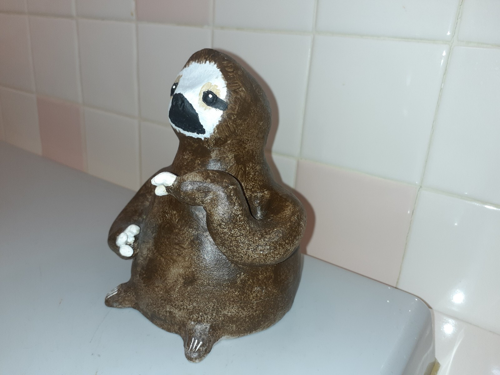 Handmade Clay/Chalkware SLOTH Figurine 5.7″ tall x 5″ x 4.9″