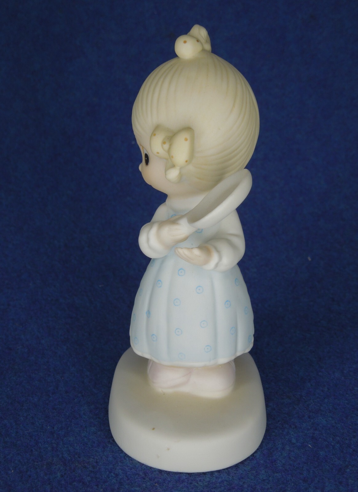 Precious Moments “EGGS OVER EASY” E-3118 FISH Mark – B3