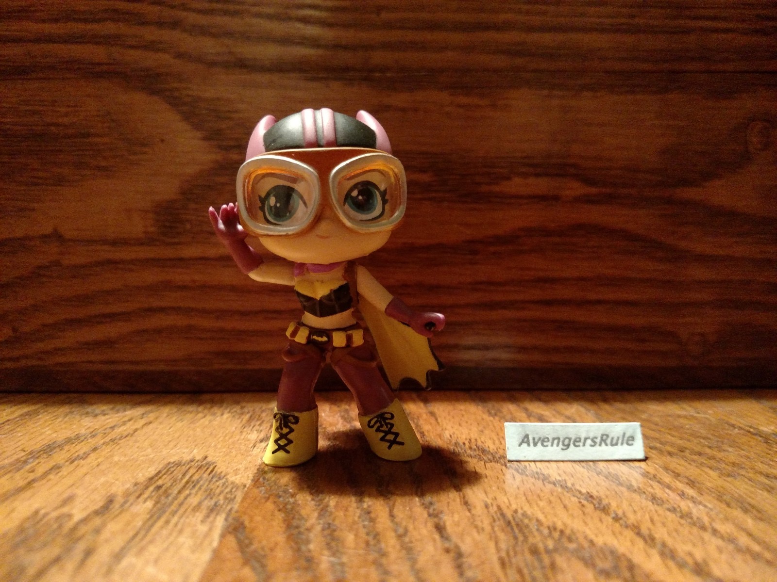 DC Comics Bombshells Funko Mystery Minis Vinyl Figures Batgirl