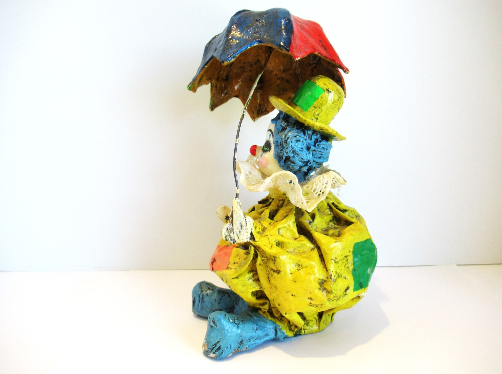 Vintage 1970s Papier (Paper) Mache Clown Figurine with Umbrella 10″ Tall Lace